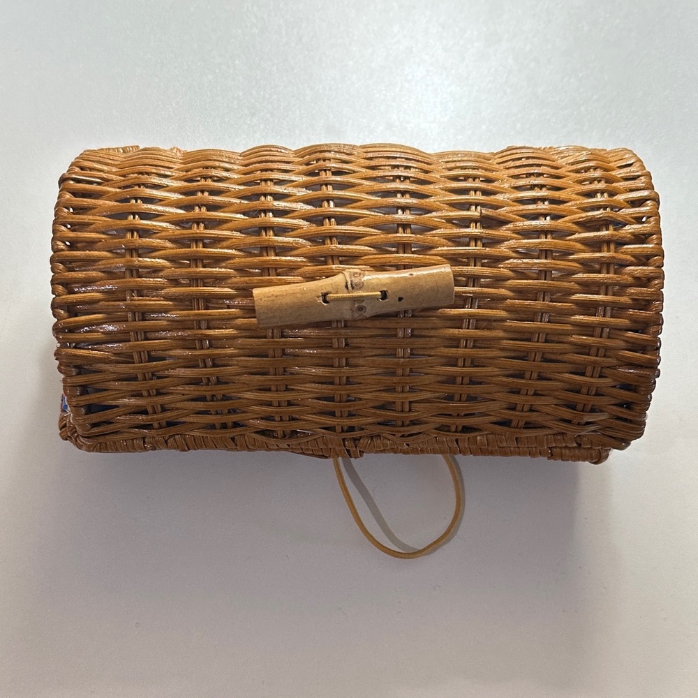 NWOT Lilly Pulitzer Wicker Sunglasses Case with Printed Lining